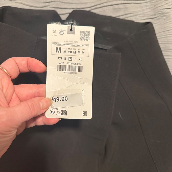 Zara format black slacks - Picture 5 of 5